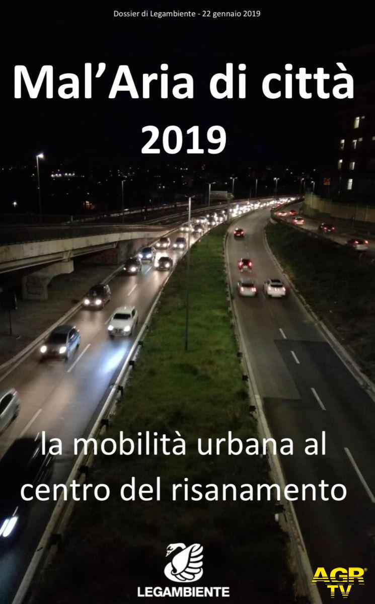 Roma, aria inquinata per 94 giorni Roma, aria inquinata per 94 giorni