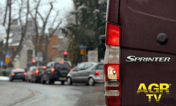 Roma, traffico impazzito per il maltempo