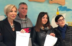 Fiumicino, consegnate 1200 Carte dei diritti delle Bambine