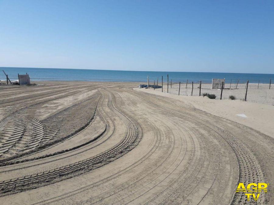Fiumicino, a Pasqua e pasquetta spiagge pulite e servizi aperti a Villa Guglielmi