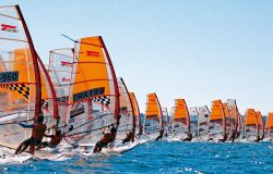 Ostia, oltre 200 surfisti alla seconda tappa di Coppa Italia