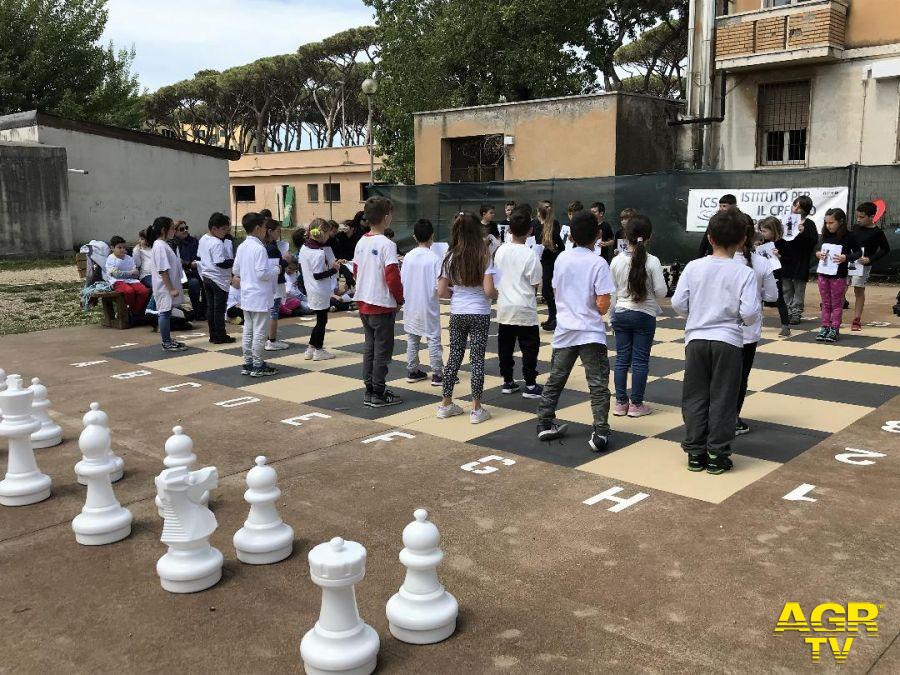 Ostia, inaugurato lo spazio giochi nella scuola di via Segurana