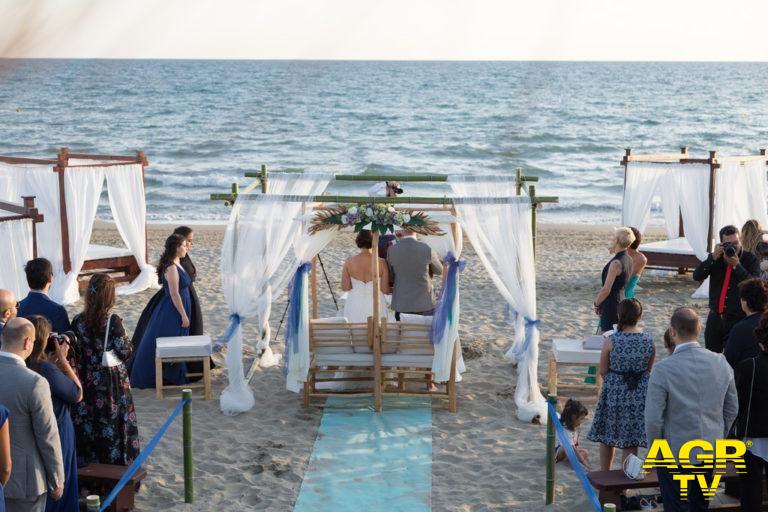 Ostia, matrimoni in spiaggia, si attende il via libera definitivo