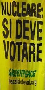 Greenpace davanti al Parlamento Greenpace davanti al Parlamento