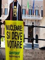 GREENPEACE: All'estero 4 Milioni di Italiani al voto GREENPEACE: All'estero 4 Milioni di Italiani al voto