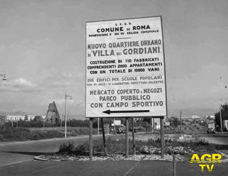 Roma, a Villa Gordiani smantellato il campo di calcio