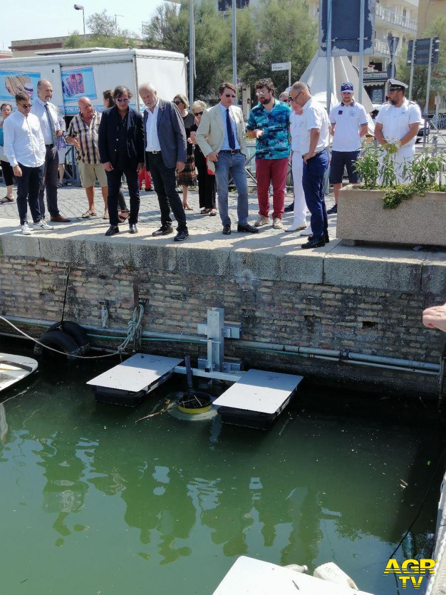 Fiumicino, darsena e porto canale, dragaggio in corso Fiumicino, darsena e porto canale, dragaggio in corso