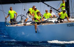 Vela, Campionati assoluti d'altura, sport e spettacolo
