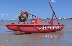 Marinai di salvataggio, gli angeli custodi delle nostre spiagge, turni di lavoro massacranti e pochi spiccioli