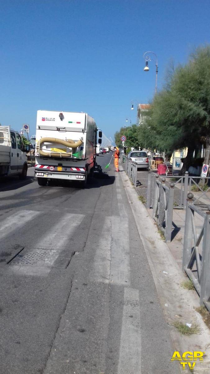 Fiumicino, dopo il Ferragosto potenziati i servizi di pulizia