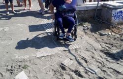 Ostia, J-Ax canta per i diritti dei disabili