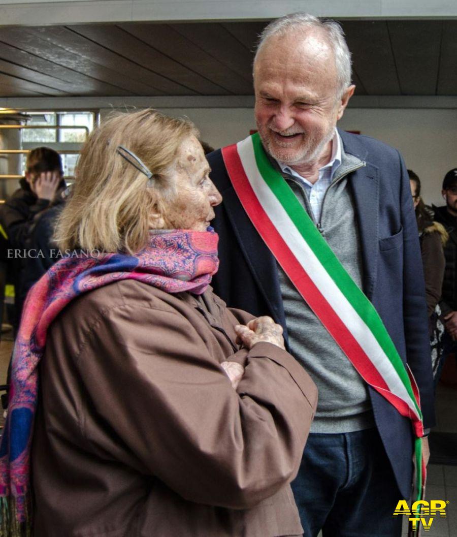 Fiumicino, una targa in memoria di Tina Costa