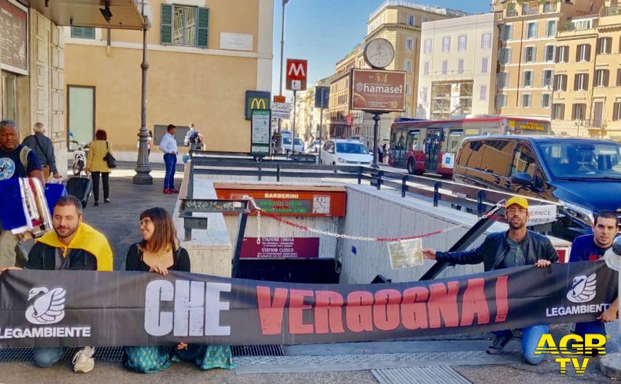 Roma, dopo 200 giorni la stazione Barberini metro A resta chiusa