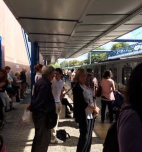 Ostia, senza risposte l'Odissea quotidiana dei pendolari della MetroMare
