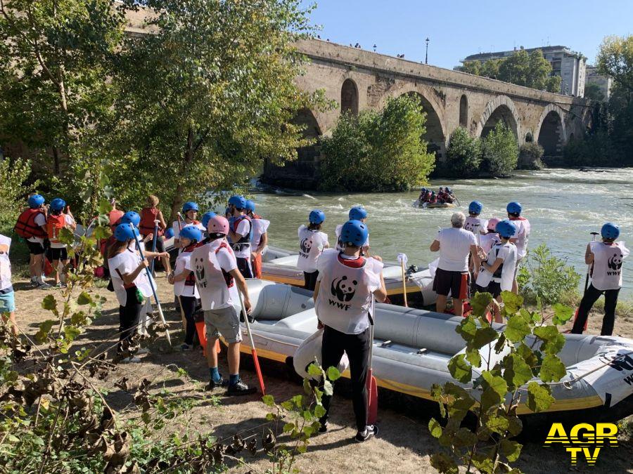 Roma, tutti in canoa per salvare i fiumi Roma, tutti in canoa per salvare i fiumi