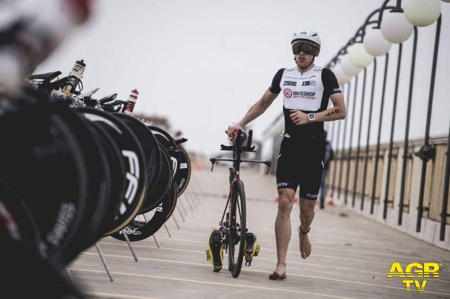 Ostia, Revolution Triathlon, vincono Passuello ed Halperin Ostia, Revolution Triathlon, vincono Passuello ed Halperin