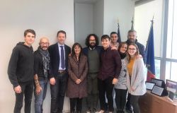 Cerveteri, piove in classe all'Enrico Mattei, il sindaco si presenta alla Città Metropolitana