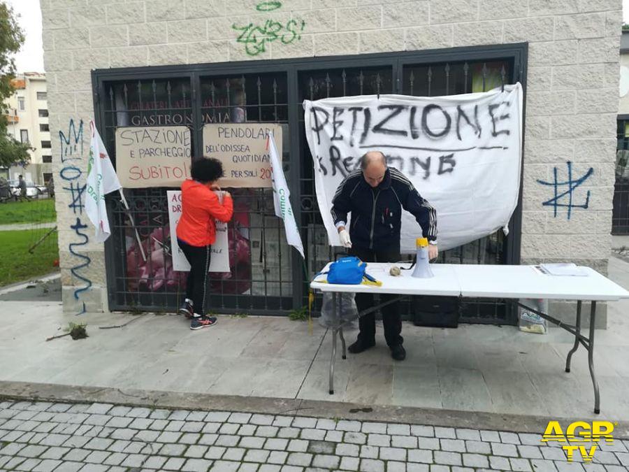 Roma-Lido, l'ultimo guasto scatena la protesta dei pendolari