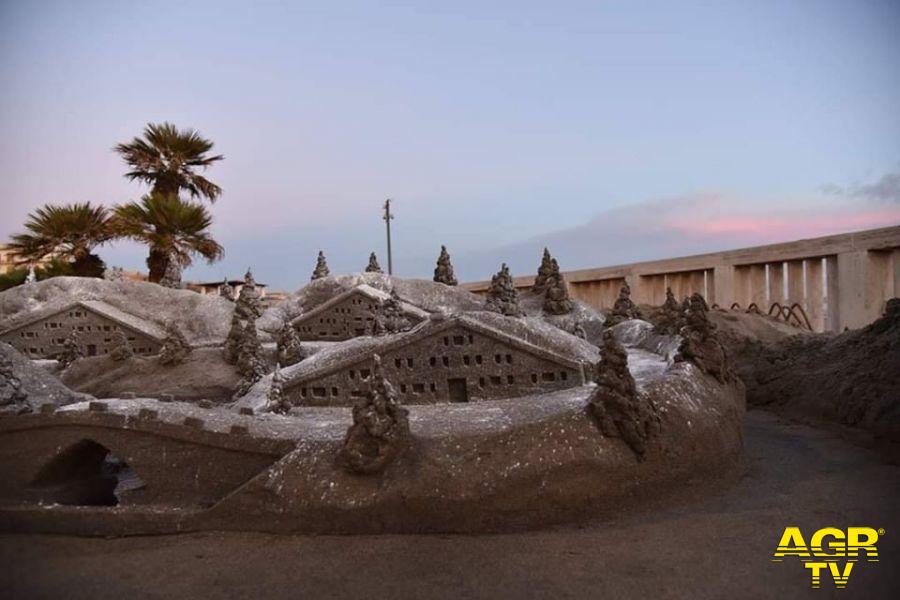 Ostia, sul pontile una scultura di sabbia dal sapore Natalizio Ostia, sul pontile una scultura di sabbia dal sapore Natalizio