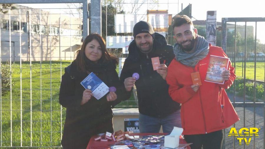 Maccarese, distribuito materiale informativo e preservativi dinanzi al liceo Maccarese, distribuito materiale informativo e preservativi dinanzi al liceo