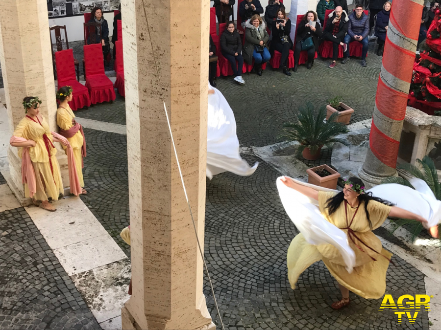 Ostia, danze e riti nell'Antica Roma al chiostro
