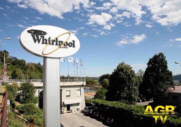 Whirlpool: lavoratori accolti dai Prefetti, ancora silenzio dalla multinazionale e dal Mise