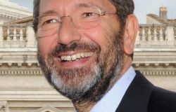 Coronavirus, Ignazio Marino: i soldi per la sanità sono investimenti non spese