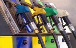 Carburanti, la benzina torna a correre...aumenti di un euro a pieno