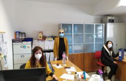Fiumicino, assediati gli uffici da richieste di aiuto