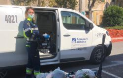 Fiumicino, un furgone dall'Adr per le consegne express dei pacchi spesa