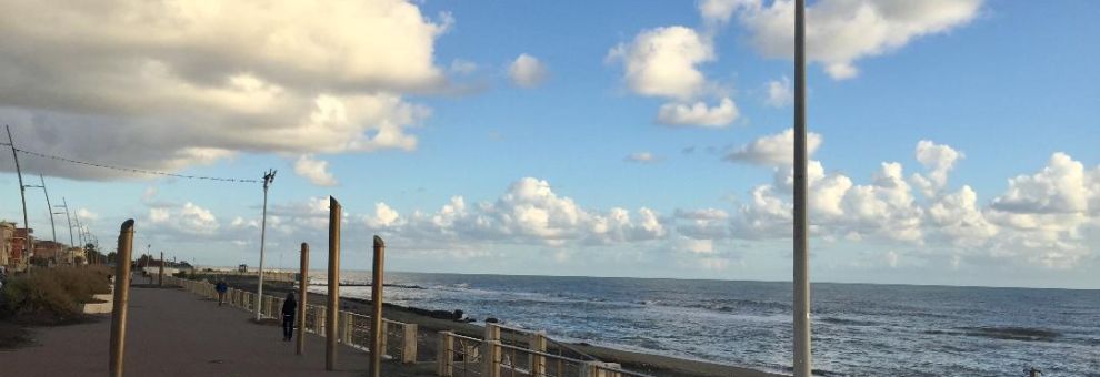 Ostia, il Consiglio di Stato accoglie l'appello del comune contro lo stop del TAR, proseguono le assegnazioni delle spiagge