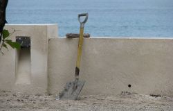 Ostia, manutenzioni anomale in uno stabilimento balneare? via ai controlli della Guardia Costiera