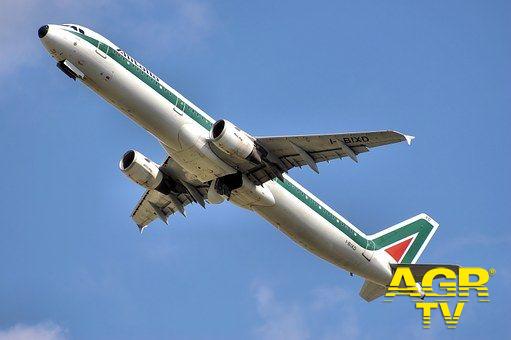 Alitalia, il sindaco di Fiumicino difende la gestione della compagnia aerea