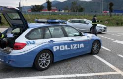 Erano esperti borseggiatori, a Modena avevano rapinato negozio di elettronica, arrestati a Tivoli