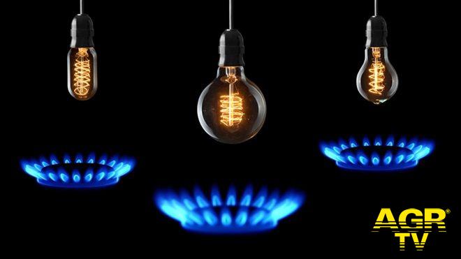 Codacons, luce e Gas, con il Decreto aiuti bis i fornitori non possono procedere ad incrementi di costi fino ad aprile 2023