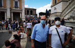 Presidio in Campidoglio dei lavoratori Multiservizi...lavoro subito