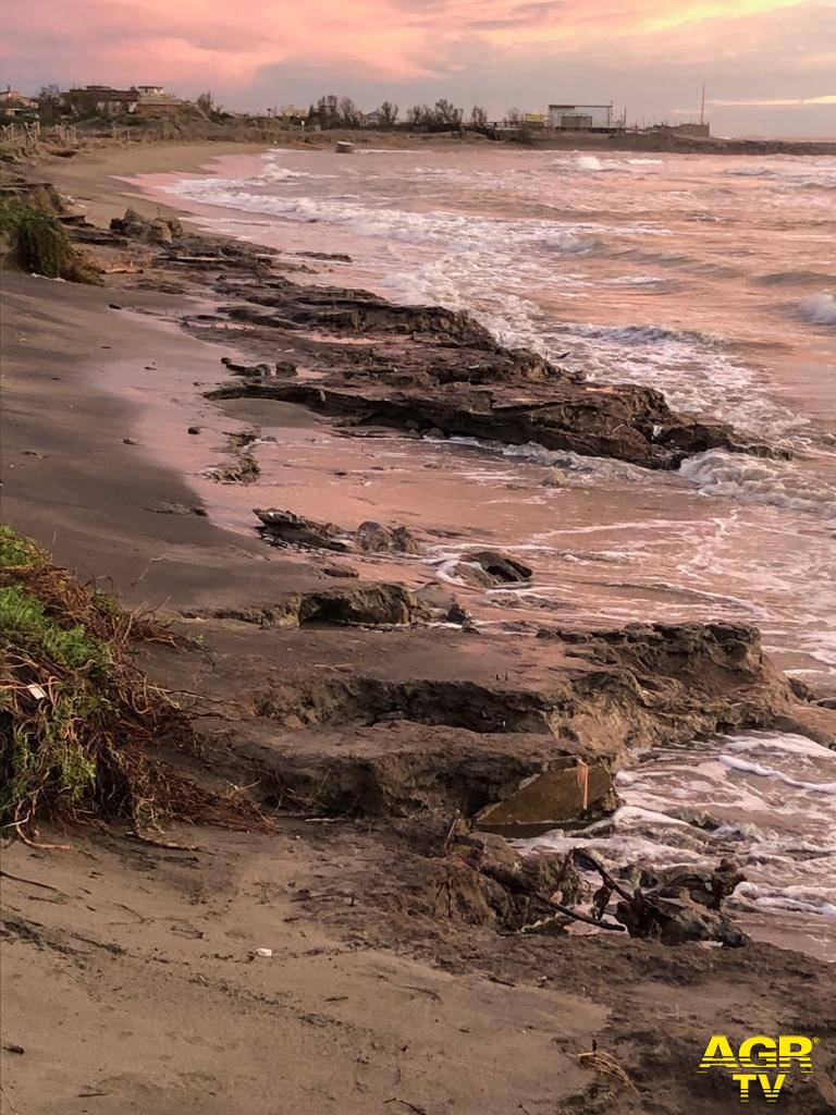 Fiumicino, allarme spiagge, avanza l'erosione | Ambiente ...