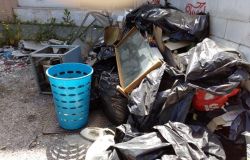 Acilia, piazza Capelvenere nel degrado...e doveva essere riqualificata