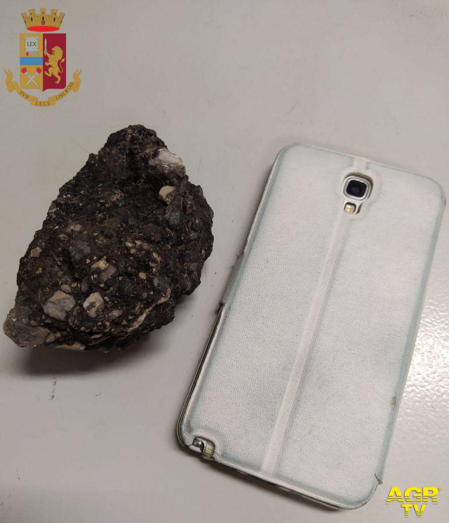 La pietra usata per colpire La pietra usata per colpire
