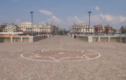 Ostia, chiusura del lungomare, forse posticipata ad agosto