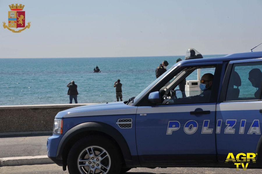 Ostia&Fregene, nel mirino della polizia spiagge e movida Ostia&Fregene, nel mirino della polizia spiagge e movida