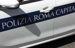 Ladro di notte, parcheggiatore abusivo di giorno, preso a Castelporziano