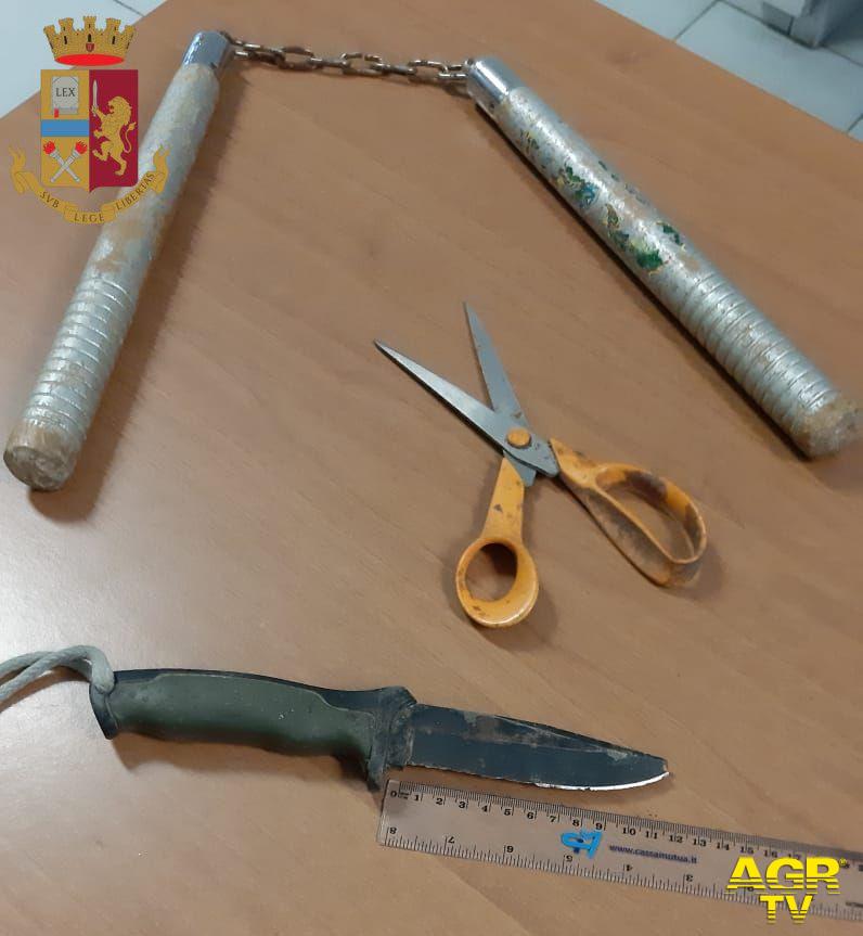 il coltello ed il nunchaku dell'egiziano il coltello ed il nunchaku dell'egiziano