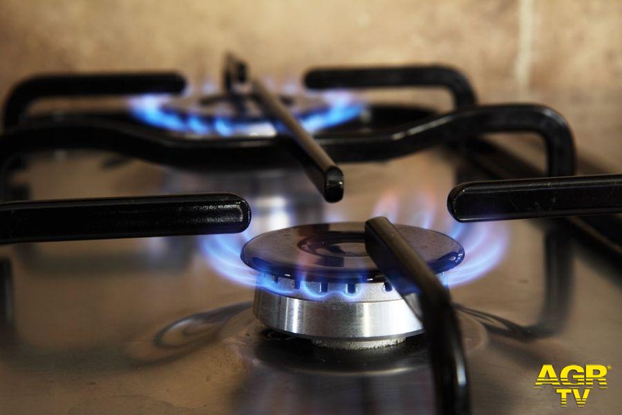 Energia: le tariffe del gas per i clienti del mercato tutelato scendono del -34,2%.