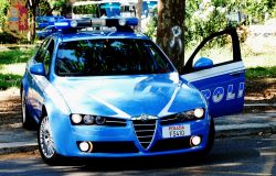 Roma, controllo del territorio, un arrestato e due denunciati dalla Polizia di Stato