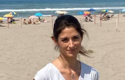 Castelporziano rinvenuti uccelli decapitati, la Raggi: un avvertimento, dovevo andare su quella spiaggia