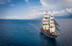 L'Amerigo Vespucci in porto a Civitavecchia