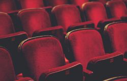 Riempire cinema e teatri....punti di aggregazione delle periferie