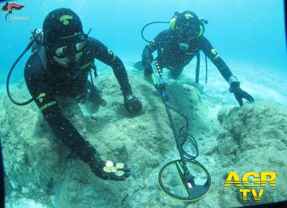Carabinieri e Soprintendenza recuperano in mare preziosi reperti archeologici