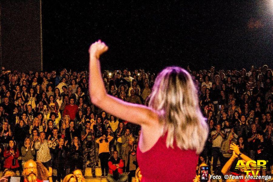 Federica Angeli a Fasano per la nascita associazione Federica Angeli a Fasano per la nascita associazione